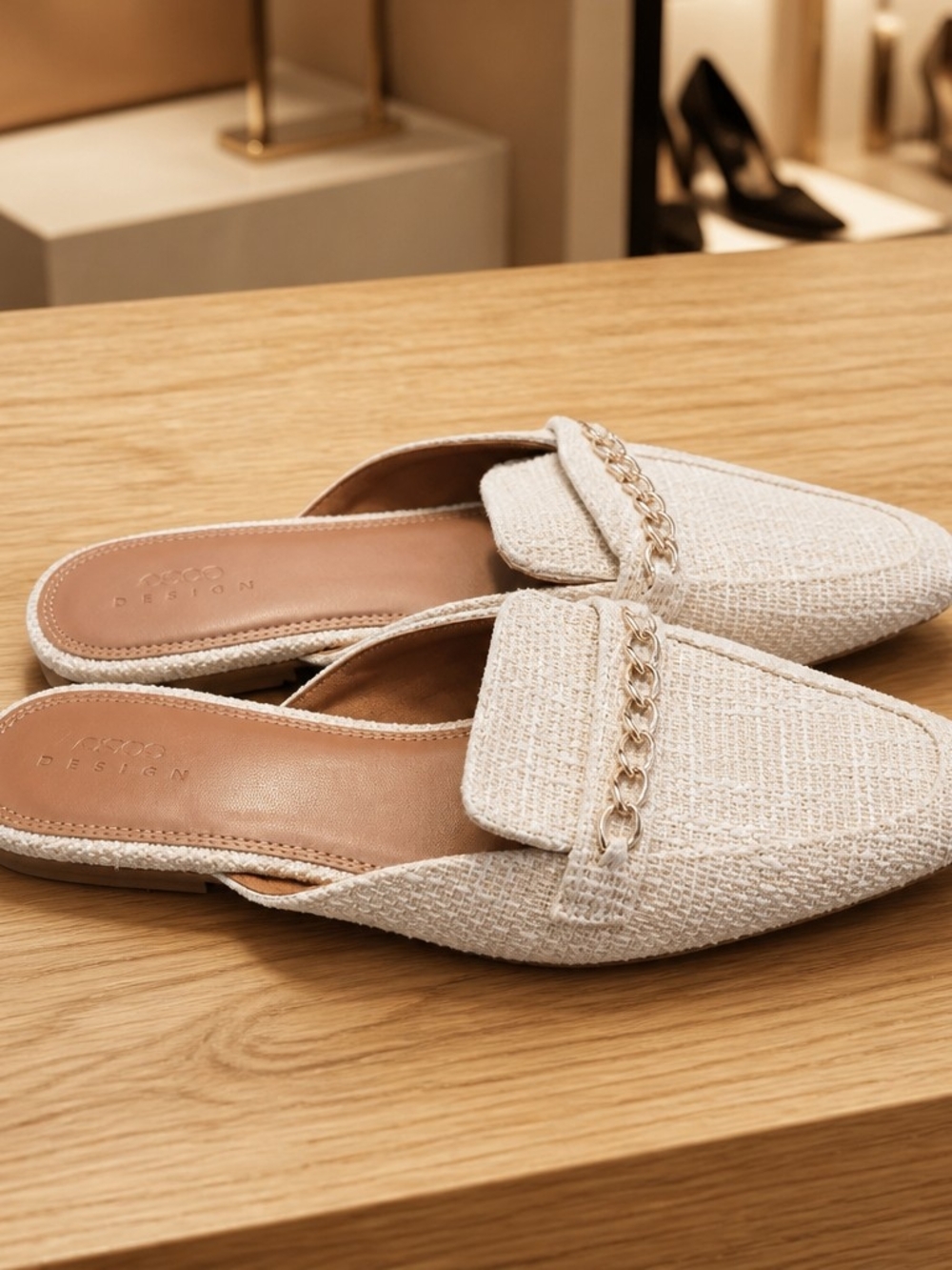 ASOS Design Flat Loafer Mules Off-White Size 12